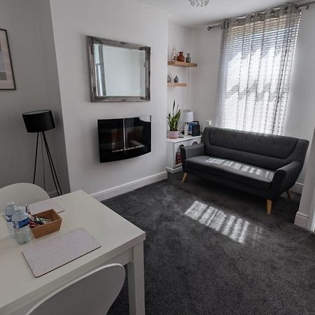 Hello Middlesbrough Apartment Exterior photo